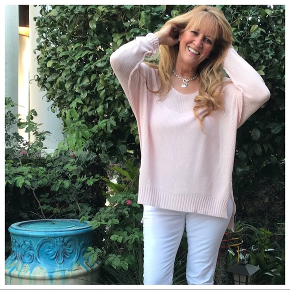 Smashing the Crazies! Blush Hi Lo Sweater - Picture 2 of 8